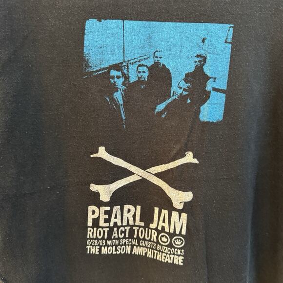 Vintage 2003 Pearl Jam Riot Act Tour Buzzcocks Skull Canada Black Medium T Shirt - Picture 5 of 5